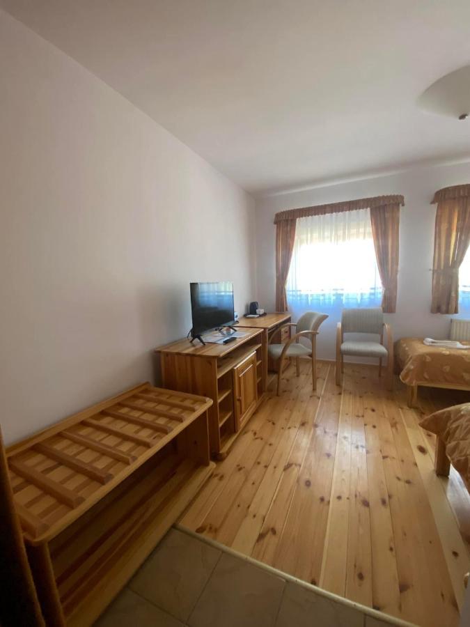 Osrodek Wrzosowa Gora - Pokoje Ruciane-Nida Bagian luar foto