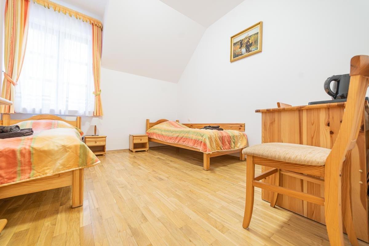 Osrodek Wrzosowa Gora - Pokoje Ruciane-Nida Bagian luar foto